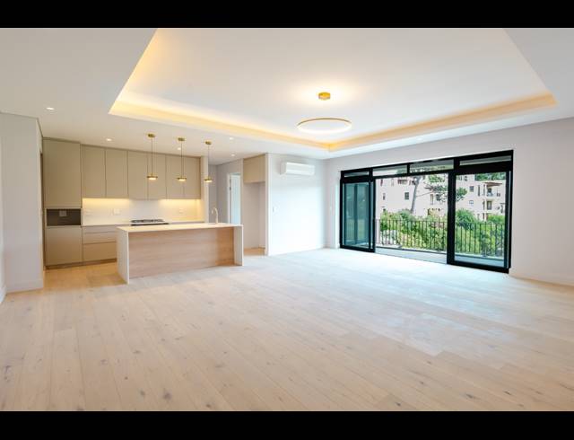 3 BEDROOM APARTMENT SOLD IN ORANJEZICHT